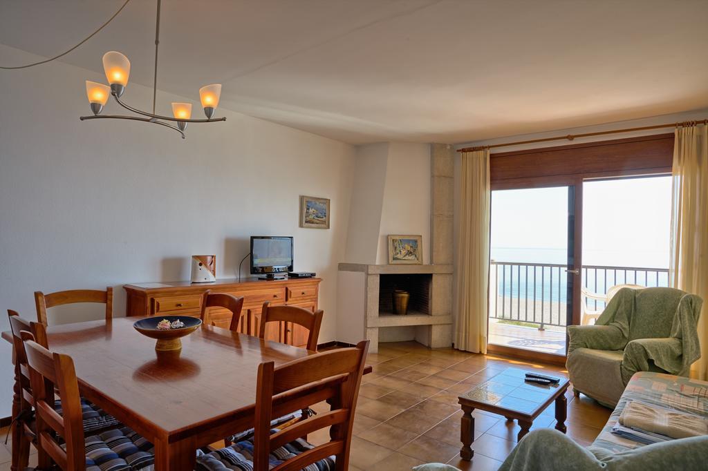 Apartaments Les Dunes Pals Phòng bức ảnh